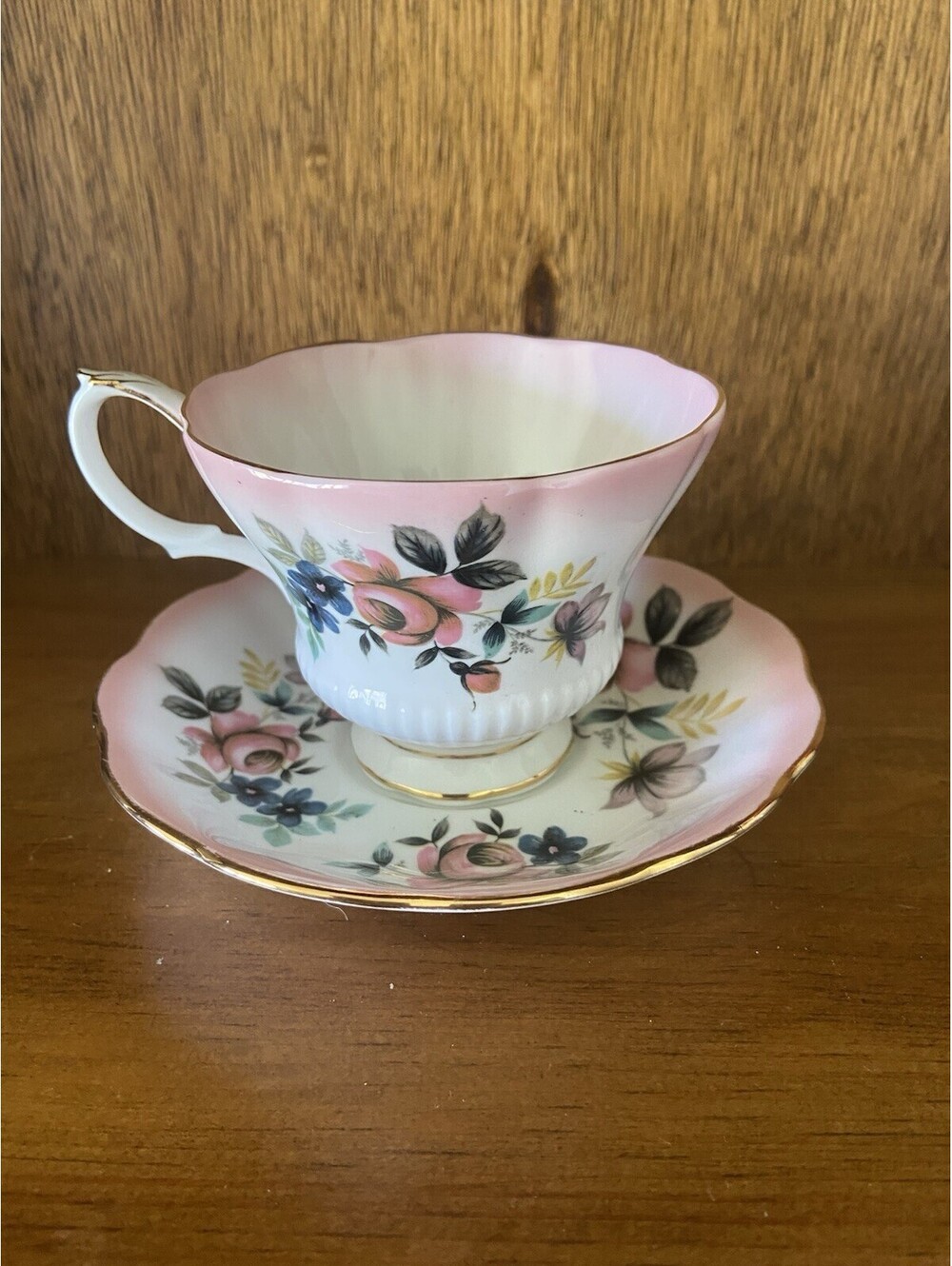 Teacup And Saucer Set Bone China Royal Albert England Reflection Series Pink 70s